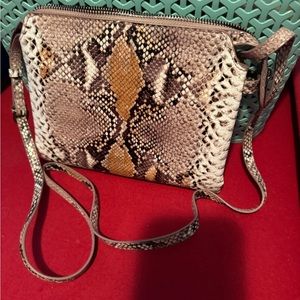 Crossbody purse